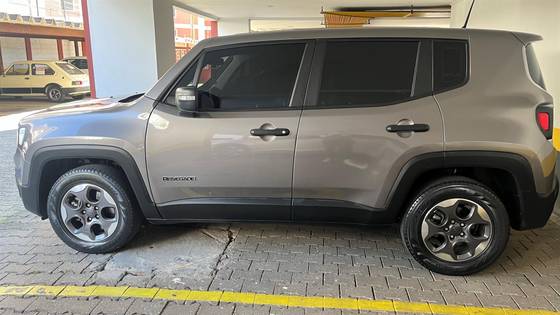 JEEP RENEGADE 1.8 16V FLEX 4P AUTOMÁTICO JEEP RENEGADE 1.8 16V FLEX 4P AUTOMÁTICO